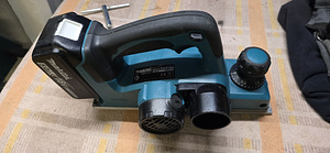 Makita akuhöövel dkp180 +5ah aku (2 foto / 2)