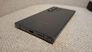 Samsung galaxy s24 ultra 12/512 (3 фото из 5)