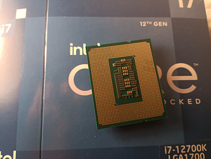 Intel i7 12700k (2 фото из 2)