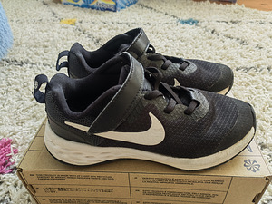 Nike tossud s. 31 (1 foto / 7)
