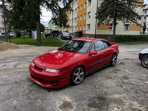 Опель Калибра (2 фото из 11)