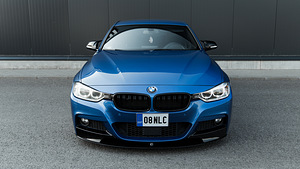BMW F30 320d xdrive (2 foto / 15)