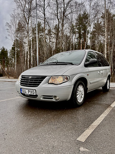 Chrysler Voyager 2.8 2005 (1 foto / 15)