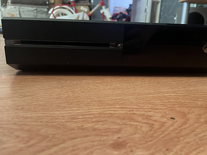 Xbox one 500gb+ pult (3 foto / 3)