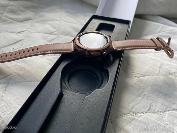 Samsung Galaxy Watch 3 41mm LTE (фото #1)