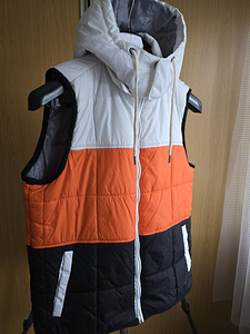M: vest (3 foto / 4)