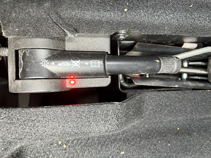 MERCEDES-BENZ E 280 CDI (8 foto / 12)