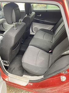 KIA Ceed SW 2008, 1.6 bensiin, automaat, 227 300 km ÜV 05/27 (11 foto / 14)