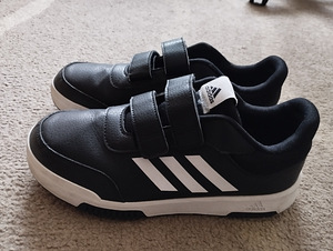 Adidas tossud suurus 38.5. (1 foto / 2)