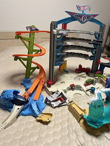 Hot wheels garaaž (2 foto / 5)
