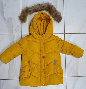 Зимняя куртка для девочки Zara 98