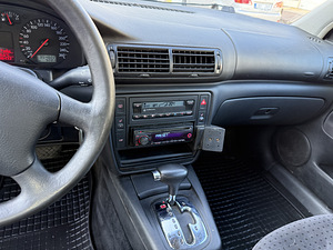 VW Passat 1.9 дизель (9 фото из 12)