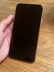 iPhone XR 64 gb (2 foto / 3)