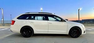 Skoda Octavia VRS 2.0 TDI DSG 135kW (2 foto / 15)