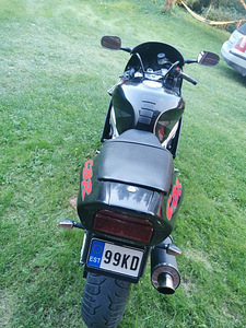 Honda cbr 900rr fireblade (5 foto / 7)