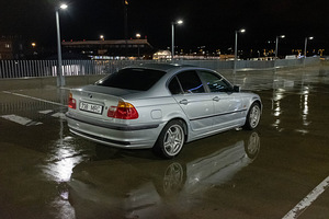 BMW 320i 110kw (4 foto / 8)