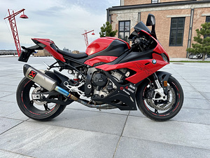 BMW S1000RR (3 фото из 10)