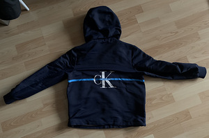 Laste Calvinklein kevad suvine jope (1 foto / 3)