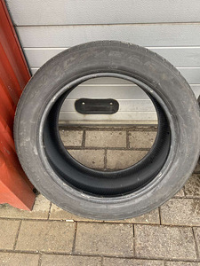 Goodyear ja Bridgestone Rehvide Komplekt (2 foto / 2)