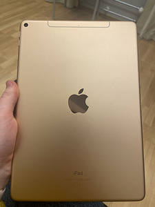 iPad Air 2019 (2 фото из 3)