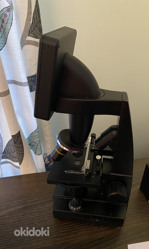 Цифровой микроскоп Bresser LCD Student 8,9 см (3,5") (фото #2)