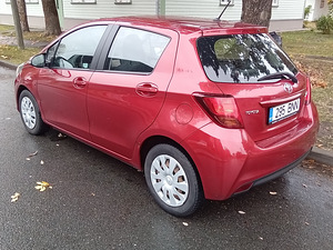 Toyota Yaris 2015 uuena Eestist ostetud, 1 omanik (5 foto / 13)