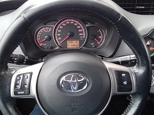 Toyota Yaris 2015 uuena Eestist ostetud, 1 omanik (11 foto / 13)