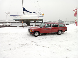 Mercedes-Benz 300TDT OM617A turbodiisel 1985 S123 (1 foto / 10)