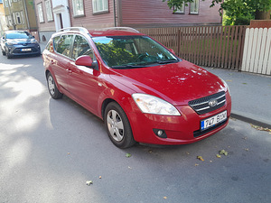 Kia Ceed дизель (1 фото из 10)