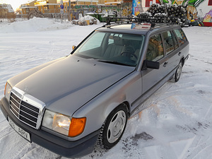 Mercedes-Benz 230TE 1988 ÜV 12/24 (2 foto / 15)