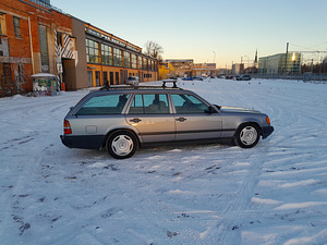 Mercedes-Benz 230TE 1988 ÜV 12/24 (3 foto / 15)
