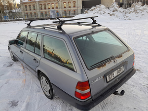 Mercedes-Benz 230TE 1988 ÜV 12/24 (4 foto / 15)