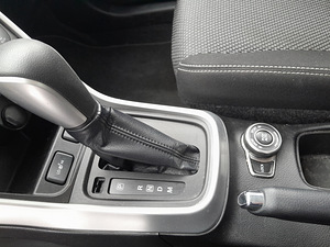 Suzuki SX4 S-Cross 2013 ATM 4WD käigukastirikkega (8 foto / 14)