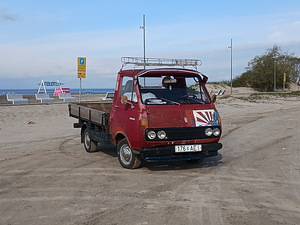 Toyota Hiace 1976. 1.6L bensiin (1 foto / 10)