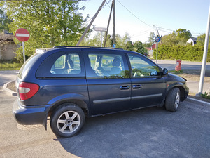 Chrysler Voyager 2.8 110kW (2 foto / 4)