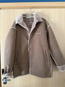 Han Kjobenhavn Brown Corduroy jakk (1 foto / 7)