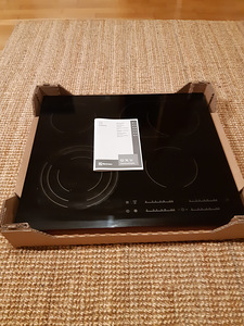 Keraamiline integreeritav pliidiplaat Electrolux EHV6547FXK (1 foto / 1)