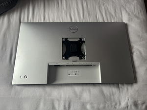 Dell UltraSharp 27'' U2722D, 2560 x 1440, QHD, IPS - Монитор (2 фото из 4)