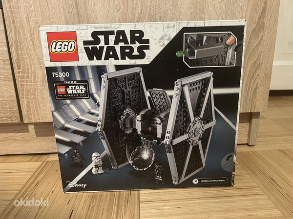 LEGO Star Wars Имперский истребитель TIE Fighter™ 75300 (фото #2)