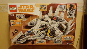 LEGO Star Wars Kessel Run Millennium Falcon™ 75212 (2 foto / 3)