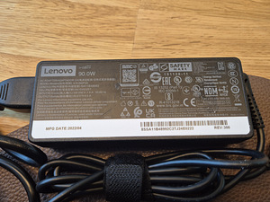 Lenovo ThinkPad USB-C dokk / dock (7 foto / 10)