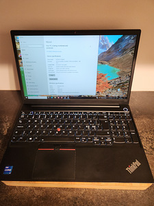 Lenovo ThinkPad E15 Gen2 (i7, 16GB RAM, 256GB SSD) (1 foto / 10)