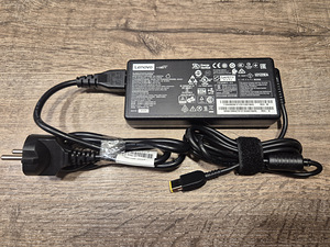 Lenovo ThinkPad USB-C (40AF) dokk/dock + Lenovo adapter 135W (6 foto / 9)