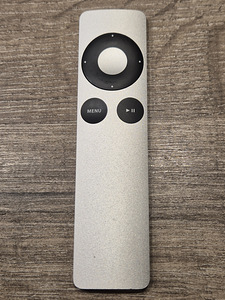 Apple TV pult / remote aluminium (A1294) (1 foto / 4)