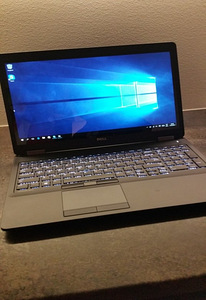Dell Latitude E5570 (i7, 16GB RAM, 500GB SSD) + PUUTEEKRAAN (1 фото из 3)
