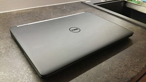 Dell Latitude E5570 (i7, 16GB RAM, 500GB SSD) + PUUTEEKRAAN (2 фото из 3)