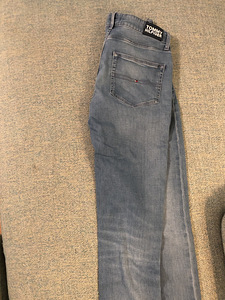 Tommy Hilfiger teksad s176 (2 foto / 3)