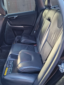 Volvo xc60 (3 foto / 8)