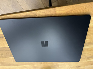 Microsoft Surface Laptop 5 15'' - i7, 16GB, 256SSD (3 foto / 5)