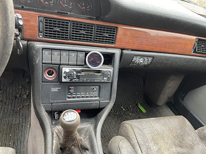 Audi 100 c3 2.2 turbo quattro (7 foto / 13)